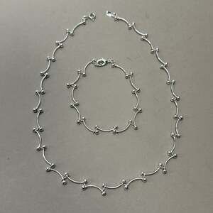 Modernist Silver Tone 16” Necklace 7.5” Bracelet Set Ball And Stem Links